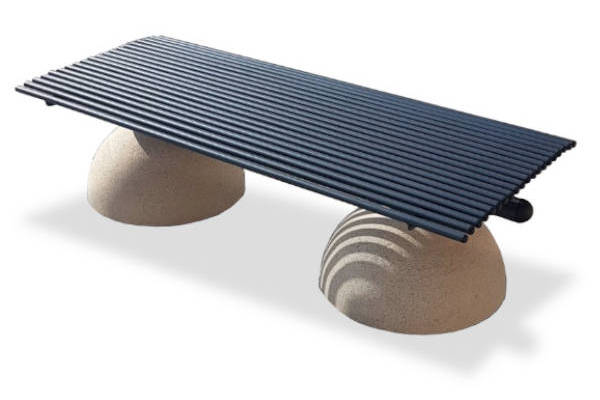 Versione panca senza schienale della panchina Rondine con supporti in calcestruzzo semicircolari