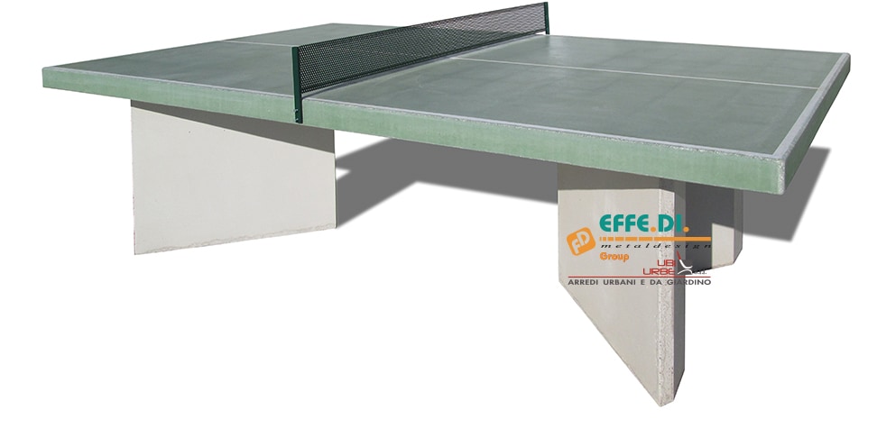Tavolo per il gioco del ping pong realizzato interamente in calcestruzzo armato, vibrato e levigato colore verde